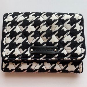 Vera Bradley houndstooth wallet